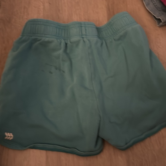 Three pairs of little girls shorts size 7/8 - Picture 10 of 10